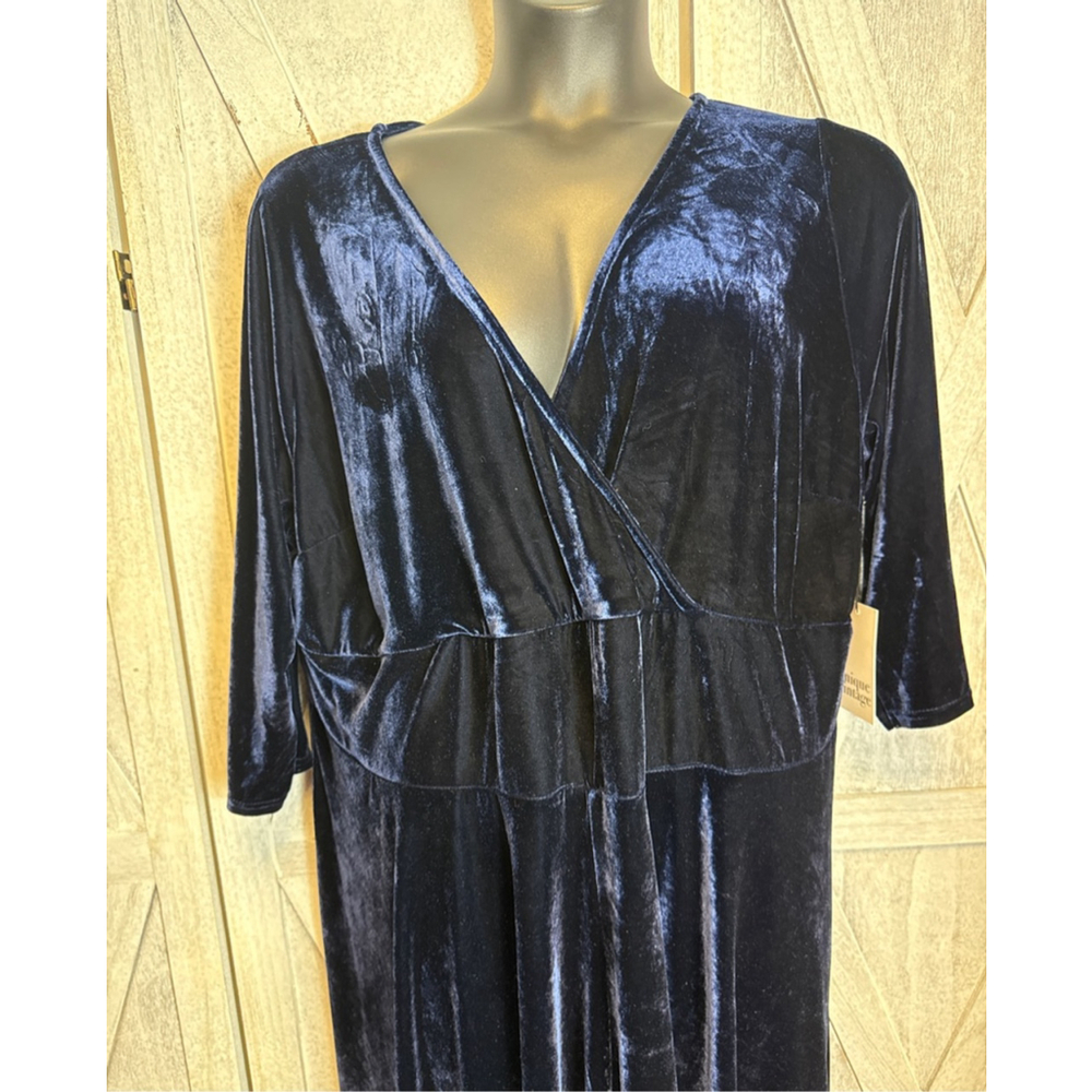 Women's Unique Vintage Navy Velvet Long Sleeve Wrap Dress 5X - Picture 3 of 7